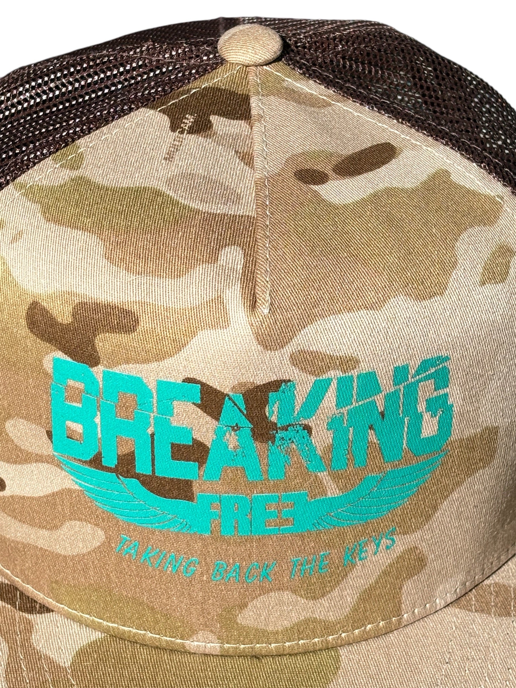 "LIBERTY WARES" BREAKING FREE TRUCKER HAT Multicam Arid Apliiq